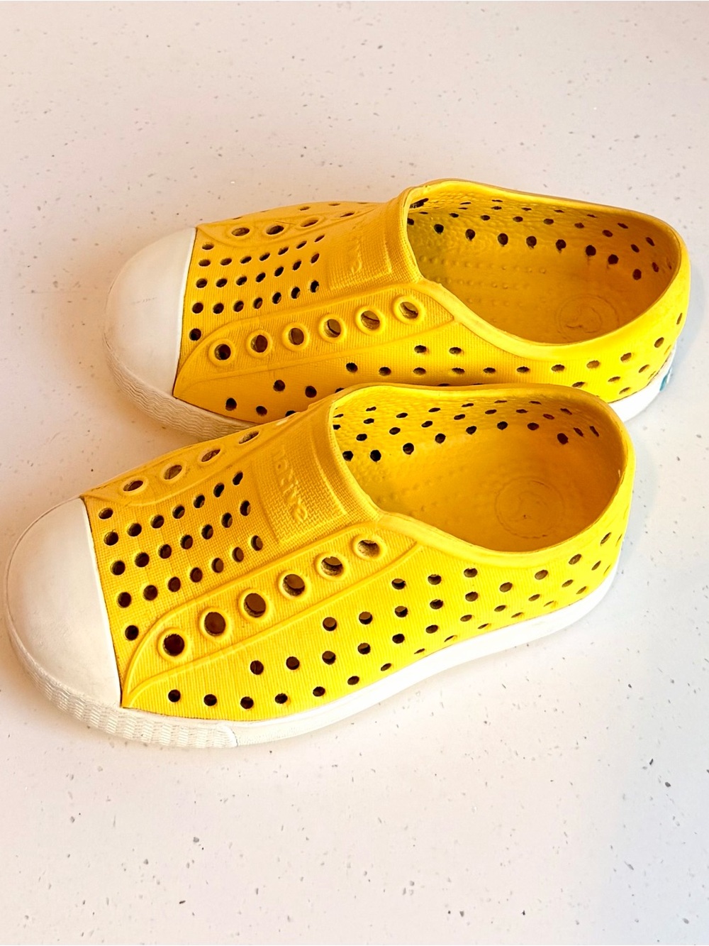 Native Shoes Jefferson Kids Slip-On Sneakers Crayon Yellow Size C6